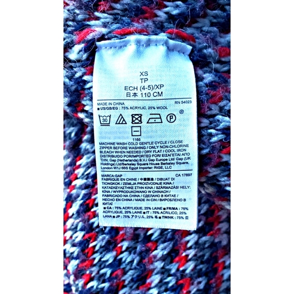 4. 2/$20 Gap Childs sweater - Picture 5 of 5